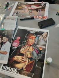 Uczniowie podczas wystawy
