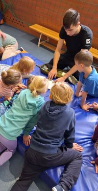 Uczniowie podczas warsztatów