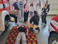 Uczniowie podczas warsztatów