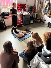 Uczniowie podczas warsztatów