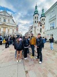 Uczniowie podczas zwiedzania Starego Rynku