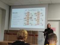 Uczniowie podczas warsztatów