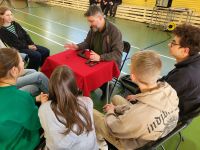 uczniowie podczas zawodów