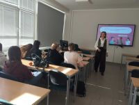 Uczniowie podczas warsztatów