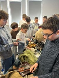 Uczniowie podczas prelekcji