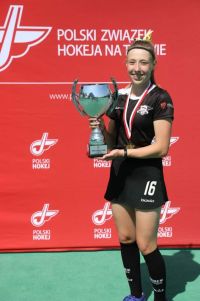 Jagoda z pucharem